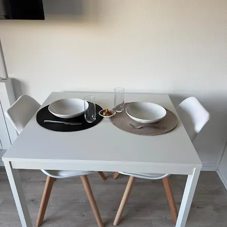 A 2 Min De La Plage, 2 Pieces Confort Linge De Maison Et Menage Compris *